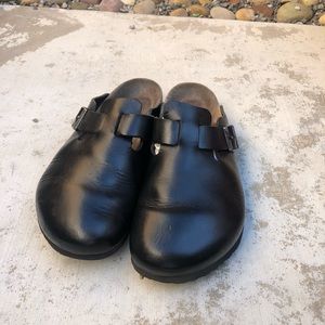 Black womens Birkenstock’s